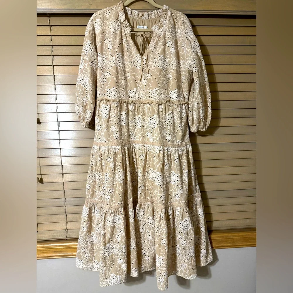 Chicos Tiered Ruffle Eyelet Midi Sz L - Picture 4 of 4